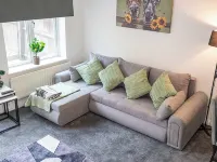 House Sleeps6-garden-petsok-parking-long Stay Disc Hotels in Rushcliffe District