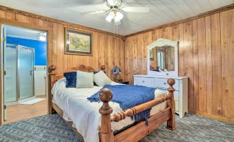 Charming Ingram Home w/ Yard & Furnished Patio!