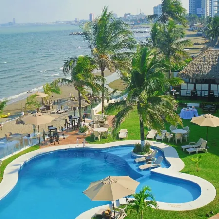 Playa Caracol Hotel & Spa