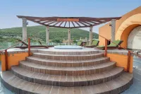 Four-Bedroom Penthouse at Villas de Cortez