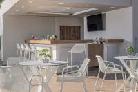 Filia Luxury Suites - bar