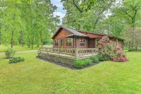 Walk to Kelsey Lake: Cassopolis Home w/ Yard! - 3-Star