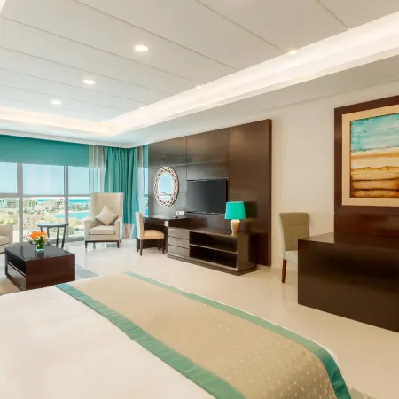 Ramada Hotel & Suites by Wyndham Amwaj Islands Manama