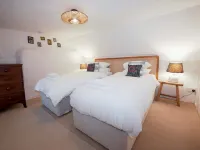 Old Lanvean Cottage