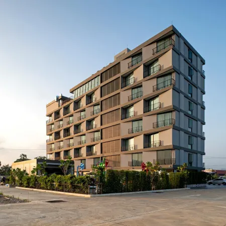 The  28th  Hotel Отели рядом с достопримечательностью «Школа Висадтагунгсри»