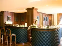 Hotel Vittoria - 5-Star