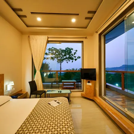 Natural Resort Panhala Ξενοδοχεία στην πόλη Panhala