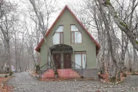 Arena Hotel Gusar Hotels in Guba