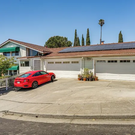 Lush Vallejo Cottage - 20 Mi to Napa Wineries