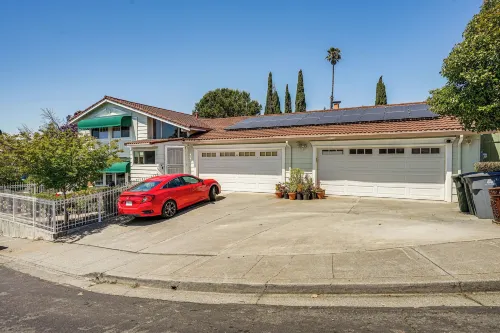 Lush Vallejo Cottage - 20 Mi to Napa Wineries