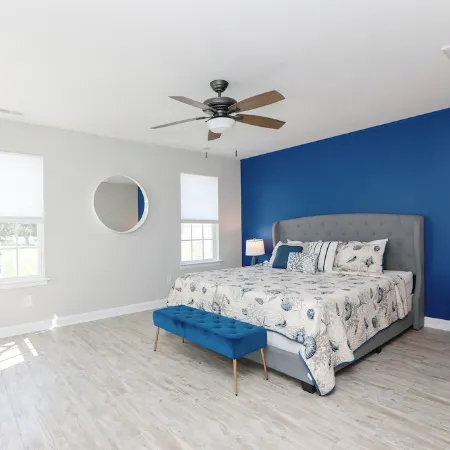 4 Bedroom Cottage - 5 Minutes from both beaches