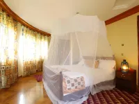 Top of the World Lodges Fort Portal