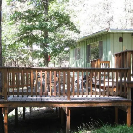 Right on the famous Ruidoso River!!!