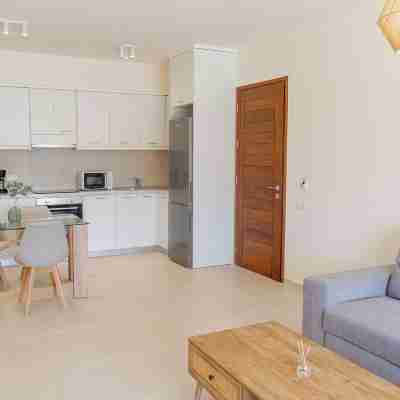 Phaedrus Living Seaside Thalassa Cretan 102 Others