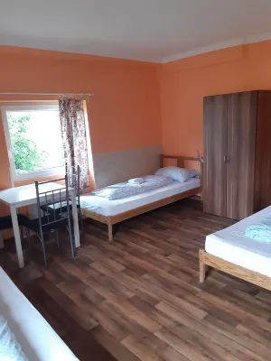 2-Rent Group Hostel Apartments Eve74
