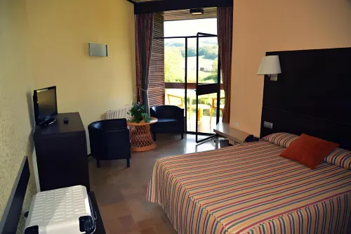 Hotel Baztan - Kolam Renang