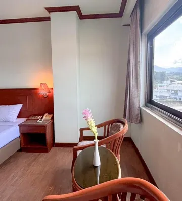 ห้องเตียงแฝดที่ได้รับการปรับปรุงใหม่