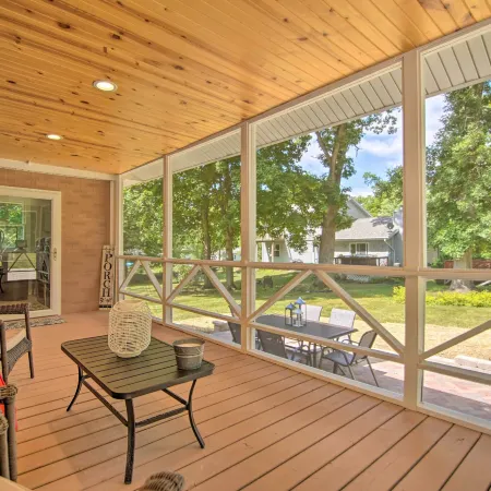 Sun-Lit Lake Geneva Sanctuary w/ BBQ Patio!