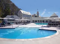 Claremont Resort & Club - Pool