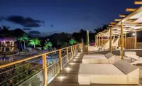 3-person studio deck 15m2 facing Le Diamant