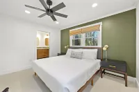 3BR Retreat Near Augusta Rd & Downtown w/ Patio Hotel a Gantt