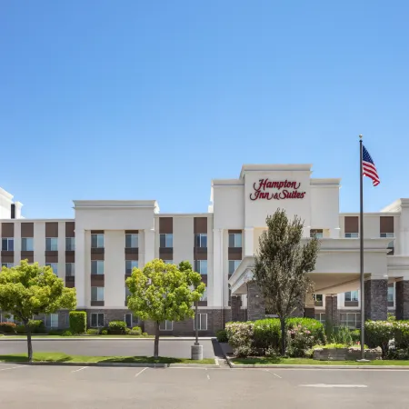 Hampton Inn & Suites Fresno