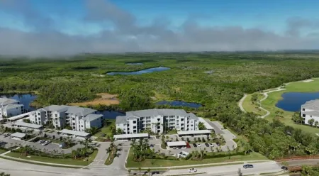 Stunning Resort Style Community Condo - Golfers dream