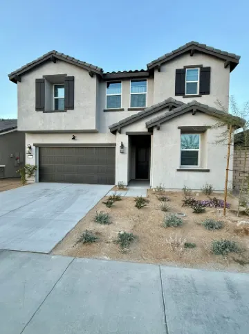 Desert Hideaway • Golf & Mountain Backdrop