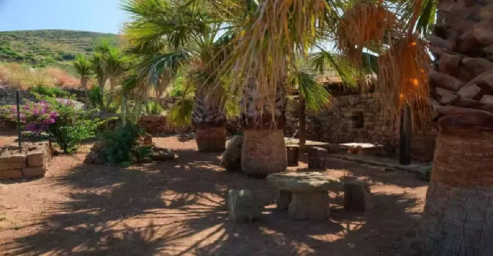 Dammuso Alcove Hôtels à : Pantelleria