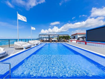 awaJ Beach Club