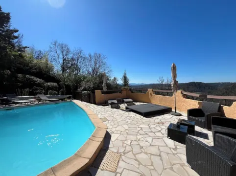 Appartement T2 Avec Piscine Privée LA Motte EN Provence 83920 拉莫特酒店