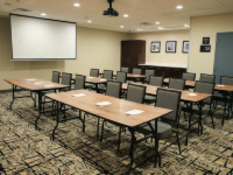 ハンプトン  イン & スイーツ マウント ローレル / ムーアズタウン マウント・ローレルのホテル