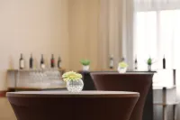 Embassy Suites by Hilton St. Louis St. Charles - bar