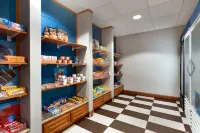 Hampton Inn & Suites Manchester-Bedford Hotels in Merrimack