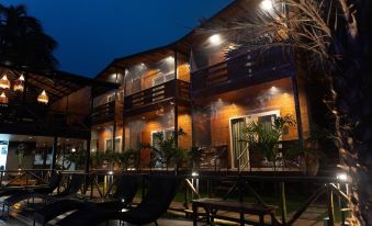 Tranquillo By The Beach - Luxury Wooden