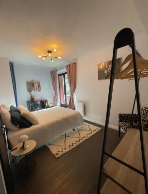 Apartment t2 floor at the edge of the lot Hotels in Espalion