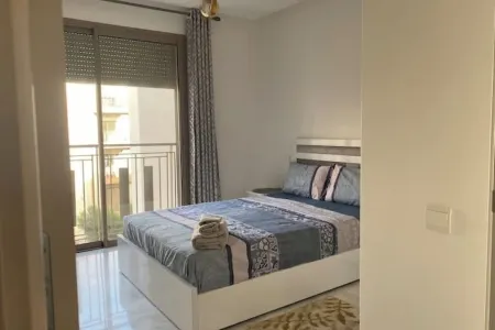 Furnished Studio 5 min from Casablanca Airport Отели рядом с достопримечательностью «Терминал 2 аэропорта Мухаммед Пятый»