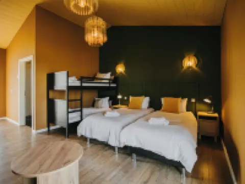 The Hill Guesthouse Hotels in Fludir