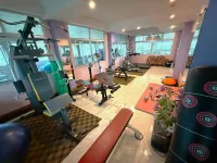Grand Laurel Hotel Các khách sạn ở Botataung
