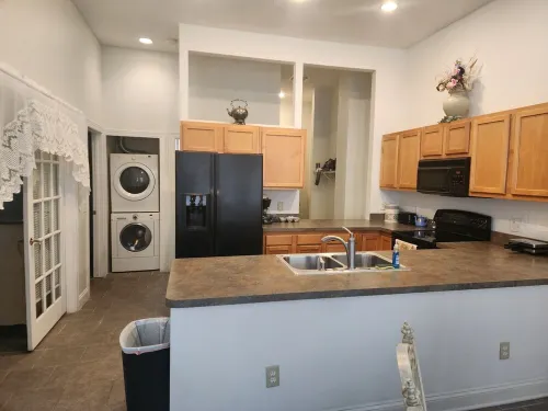 #26 Downtown Apartment with city views Hotels in Lorain