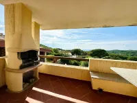 Apartment mit Zwei Schlafzimmern und Herrlichem Meerblick, Rena Majore, Sardegna Hotels in Rena Majore
