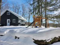 Peaceful family chalet - nature Hotels in D'Autray Regional County Municipality