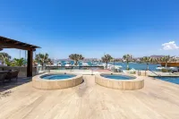 Sea Side Luxury Apartment