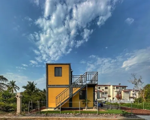 Yellow House a 6 Minutos de la Playa