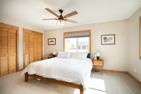 The Raven at BV STR-164 in Buena Vista Отели рядом с достопримечательностью «Elephant Rock campground»