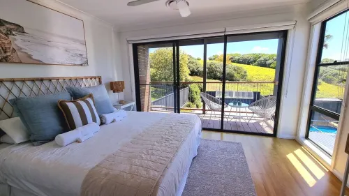 Beachside Retreat Pool & Sauna