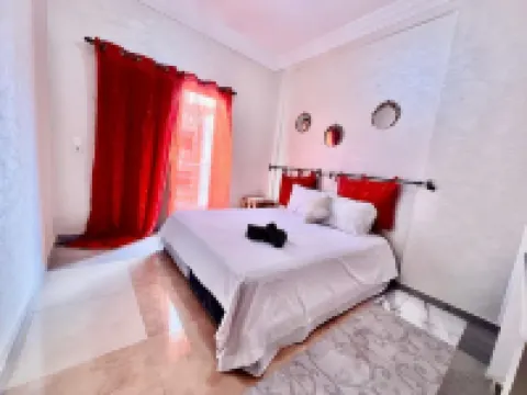 Surf and Stay: Cozy Apartment in Tamraght & Taghazout, 10-Min Walk to the Beach