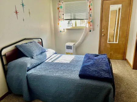 1960s sanctuary in Old Town FoCo: Starlight House Отели рядом с достопримечательностью «Horsetooth Reservoir»