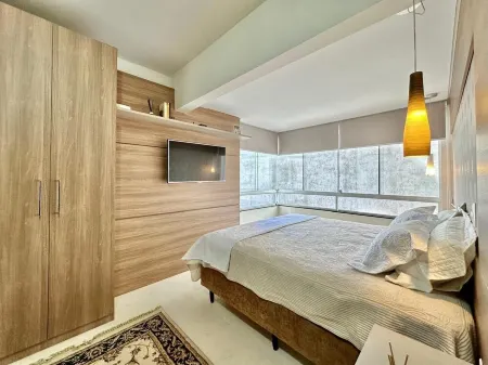 3 bedroom apartment close to the sea, next to Bassani square.