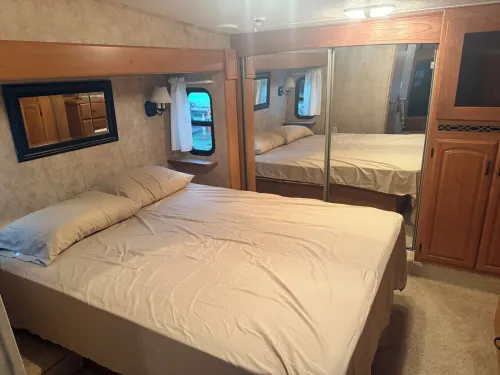 Fantastic RV with AC in Muskegon